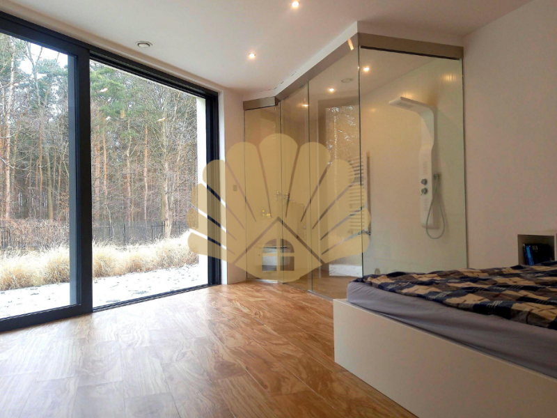 Nowoczesny dom w Książenicach.