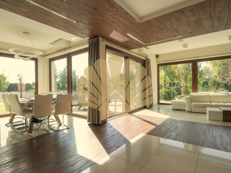 Luksusowy dom z basenem - GRODZISK MAZOWIECKI