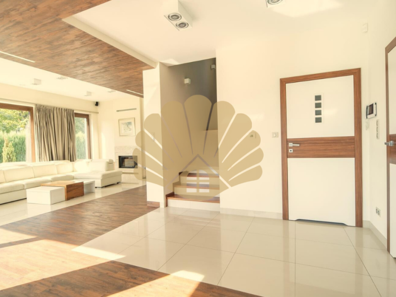 Luksusowy dom z basenem - GRODZISK MAZOWIECKI