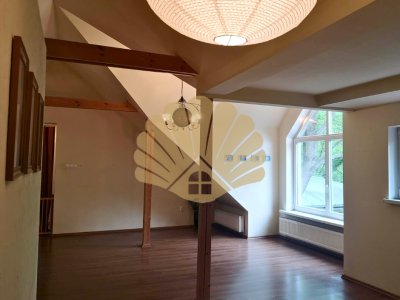 VILLA - GRODZISK, MILANÓWEK