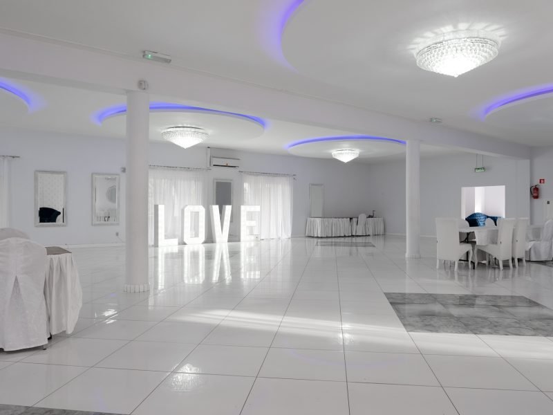 Dom Weselny wraz z Domem Mieszkalnym w Halinowie