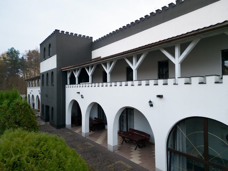 Dom Weselny wraz z Domem Mieszkalnym w Halinowie